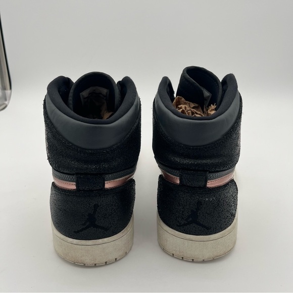 Jordan 1 Retro High ‘Bronze Medal’ Sneakers Men’s Size 12 Shoes - Picture 4 of 10